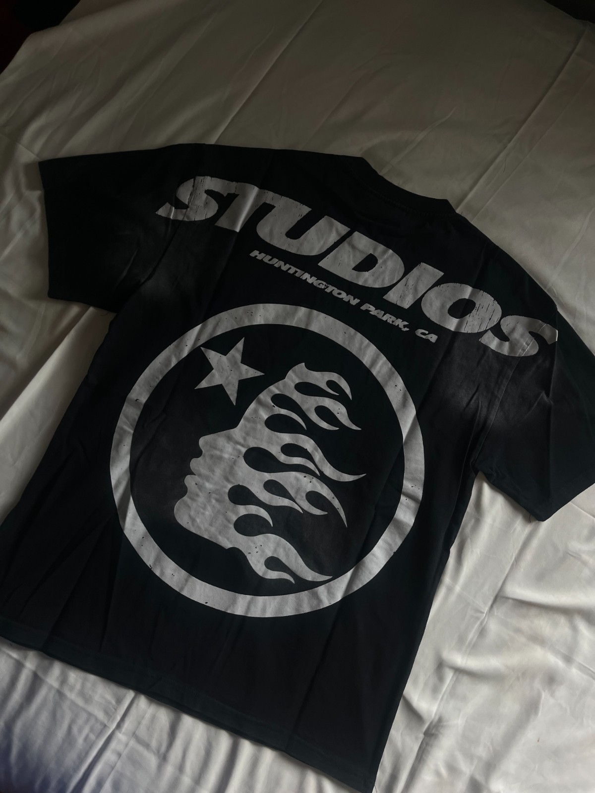 Hellstar shirt, Black, Size large, Good Quality,True to size gallery