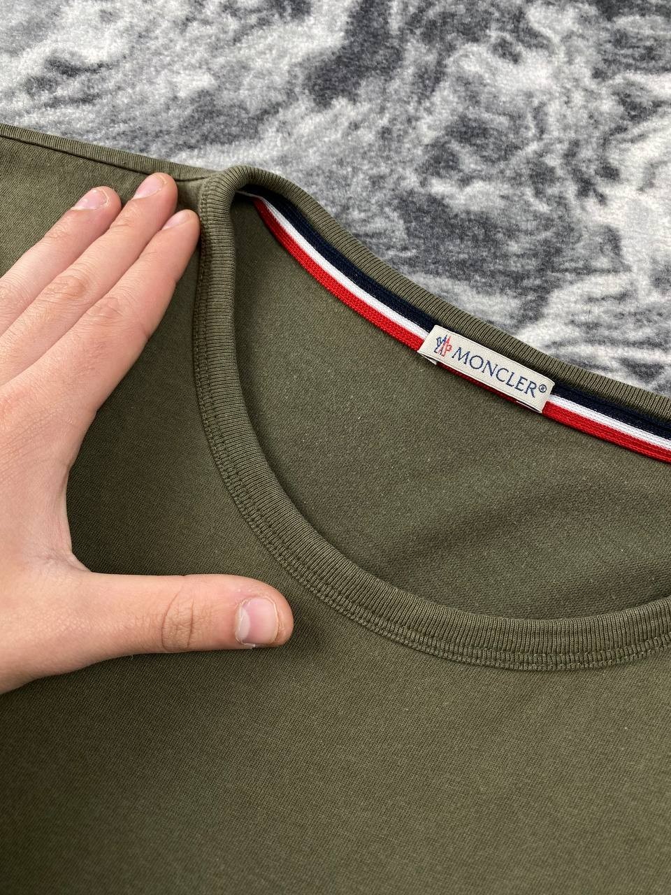 Moncler Maglia T Shirt Men Size M Green gallery