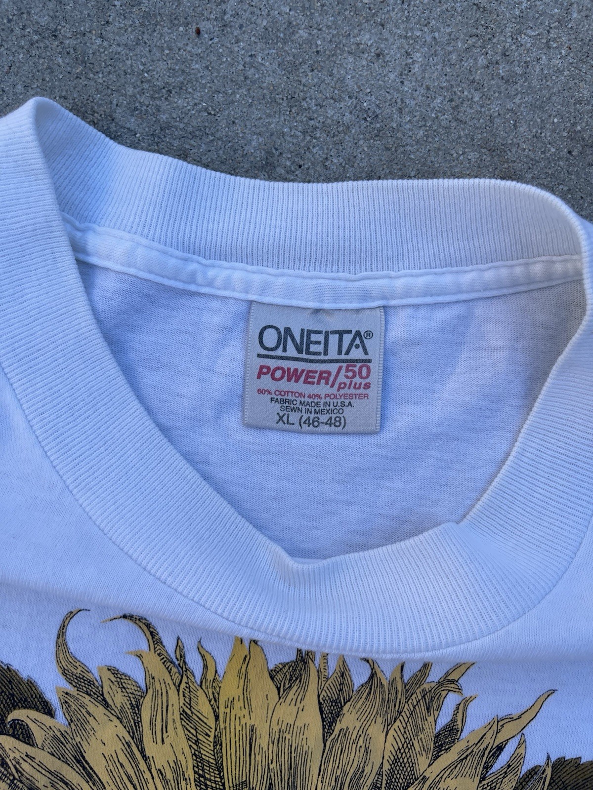 Vintage 90s Sunflower Wildlife Nature Art Graphic White T Shirt Size XL gallery