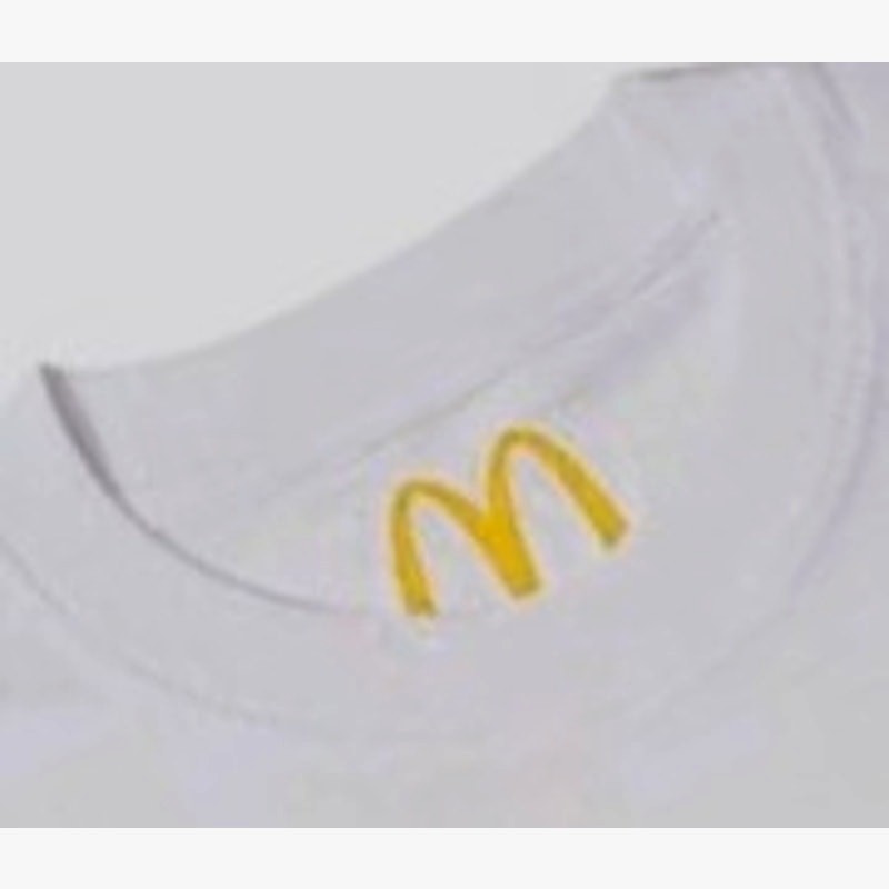 MCDONALDS X PALACE WHITE McD/PALACE LOGO T-SHIRT SIZE SMALL 2020 - (NWT) gallery