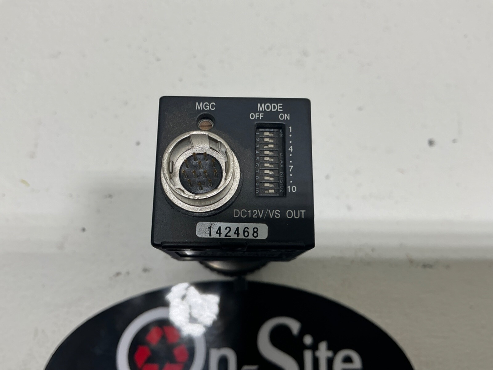 CIS XGA G20X30 INDUSTRIAL CAMERA VCC-G20X0T1 WITH COMPUTAR 25mm LENSE