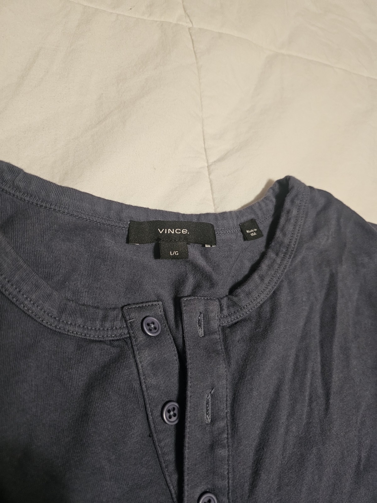 Vince Men's Henley Short Sleeve T-Shirt Size Large Black 3 Button Classic gallery