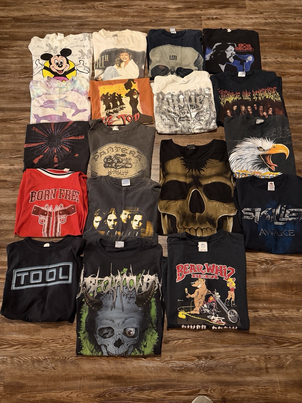 Vintage T Shirt Lot Of 18 Tees Modern 90s Nature Band Graphic Men’s Size M L XL gallery