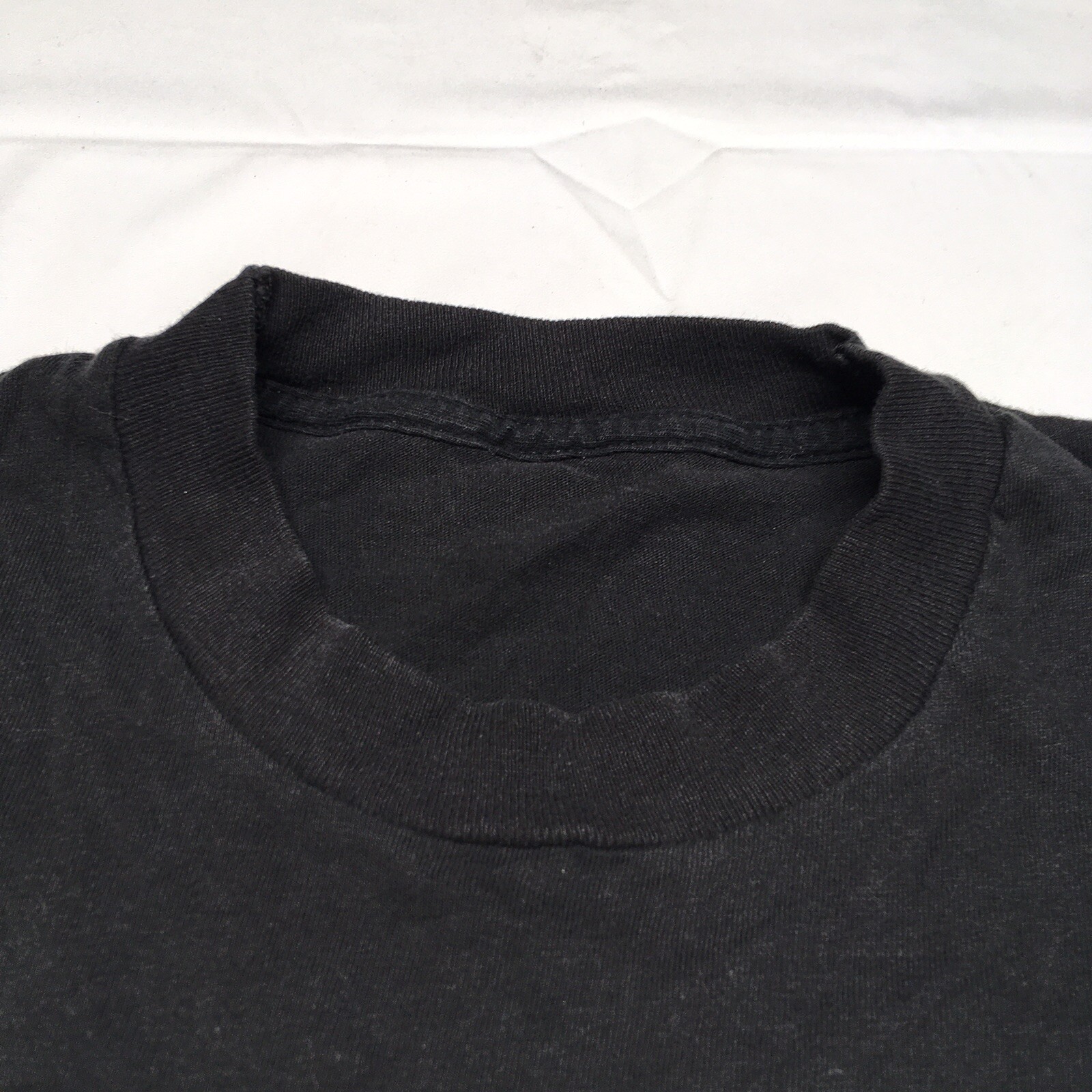 Vintage 90s Single Stitch T-Shirt Men’s Medium Black Missouri Art 80s USA Made gallery