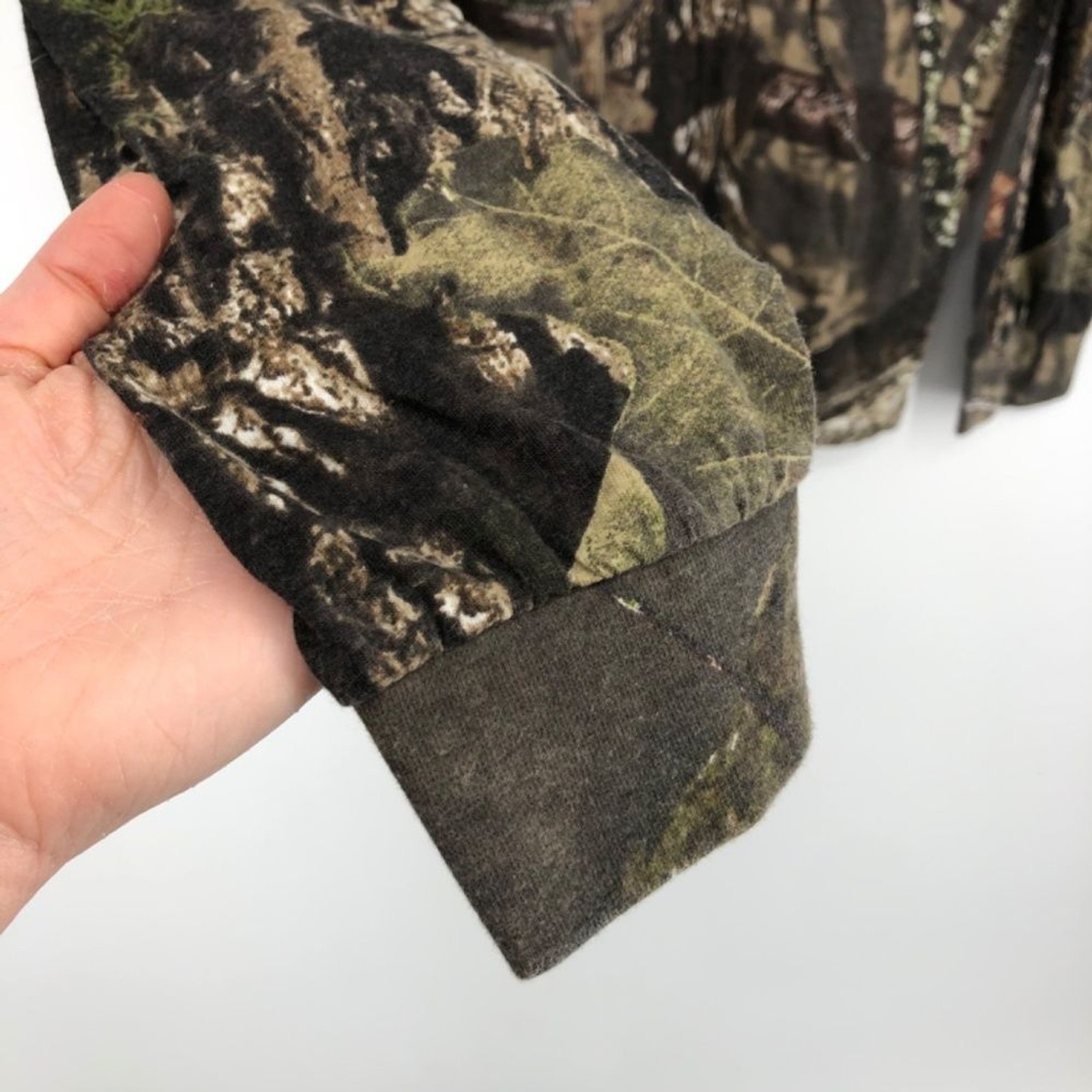 Mossy Oak by Staghorn Mens Tshirt Size Large Camo Long Sleeve Crewneck Hunting gallery