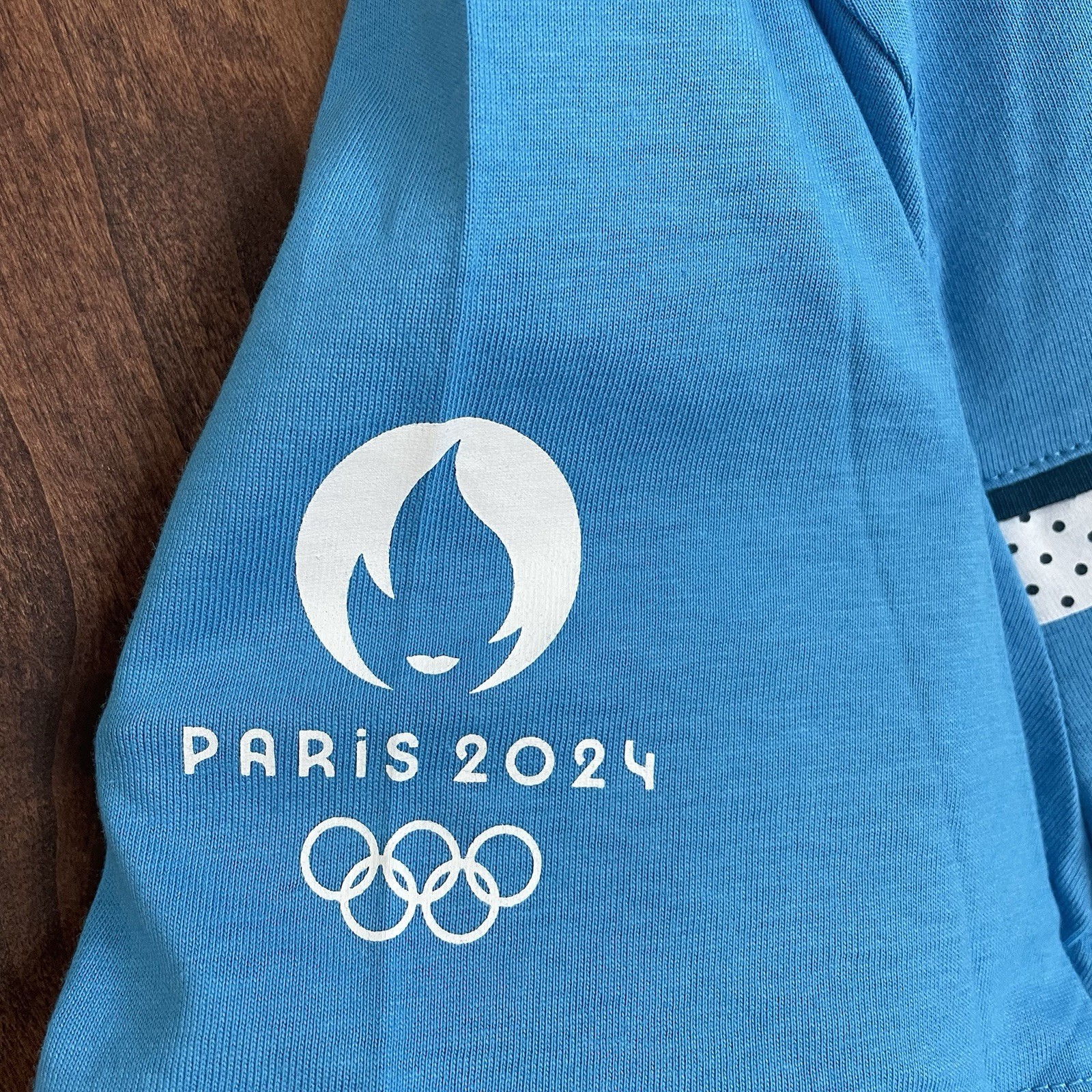 NEW 2024 Paris Summer Olympics Official Merchandise T-Shirt Size Large Blue gallery