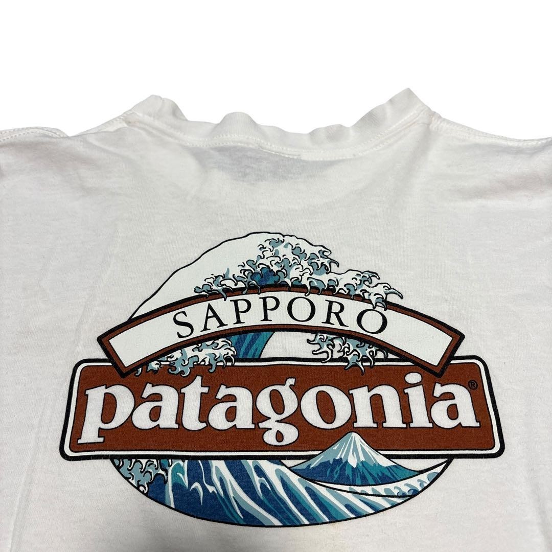 Patagonia Sapporo Hokusai Wave Vintage T-Shirt Made in USA Size M White gallery