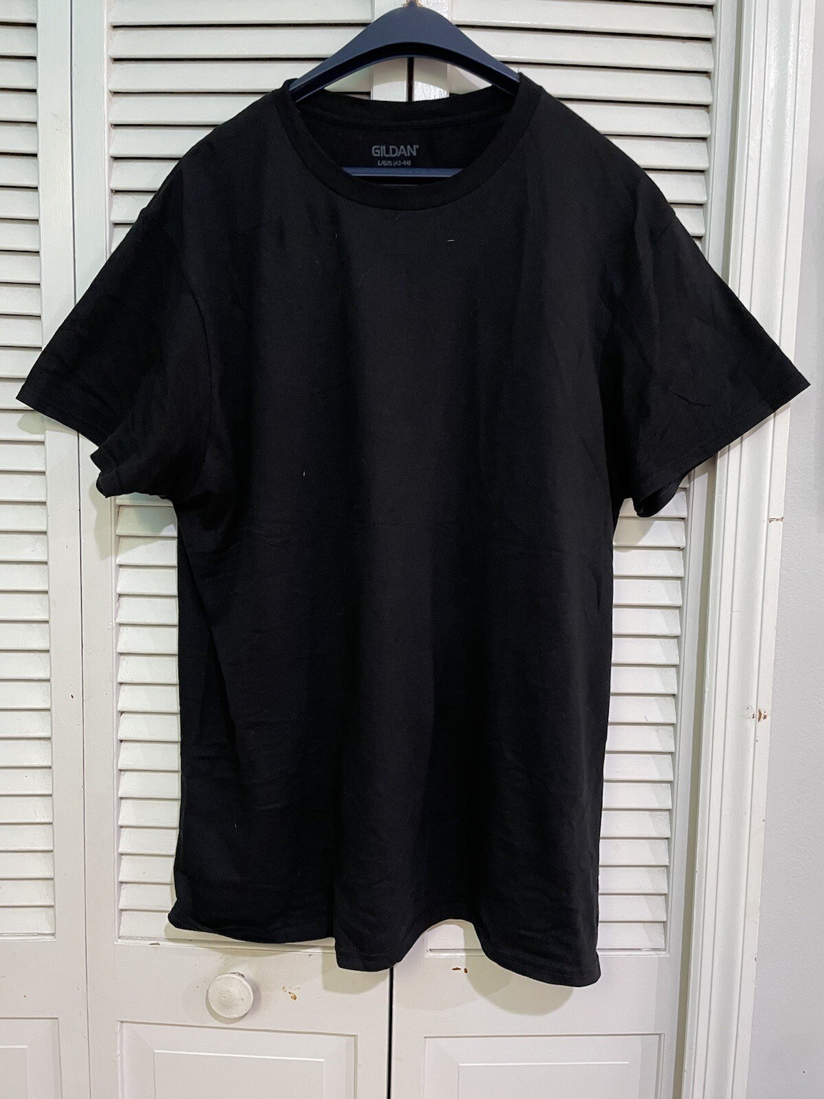 Mens Sz Medium Cotton Crew Neck T-Shirt Black Gildan A65 gallery