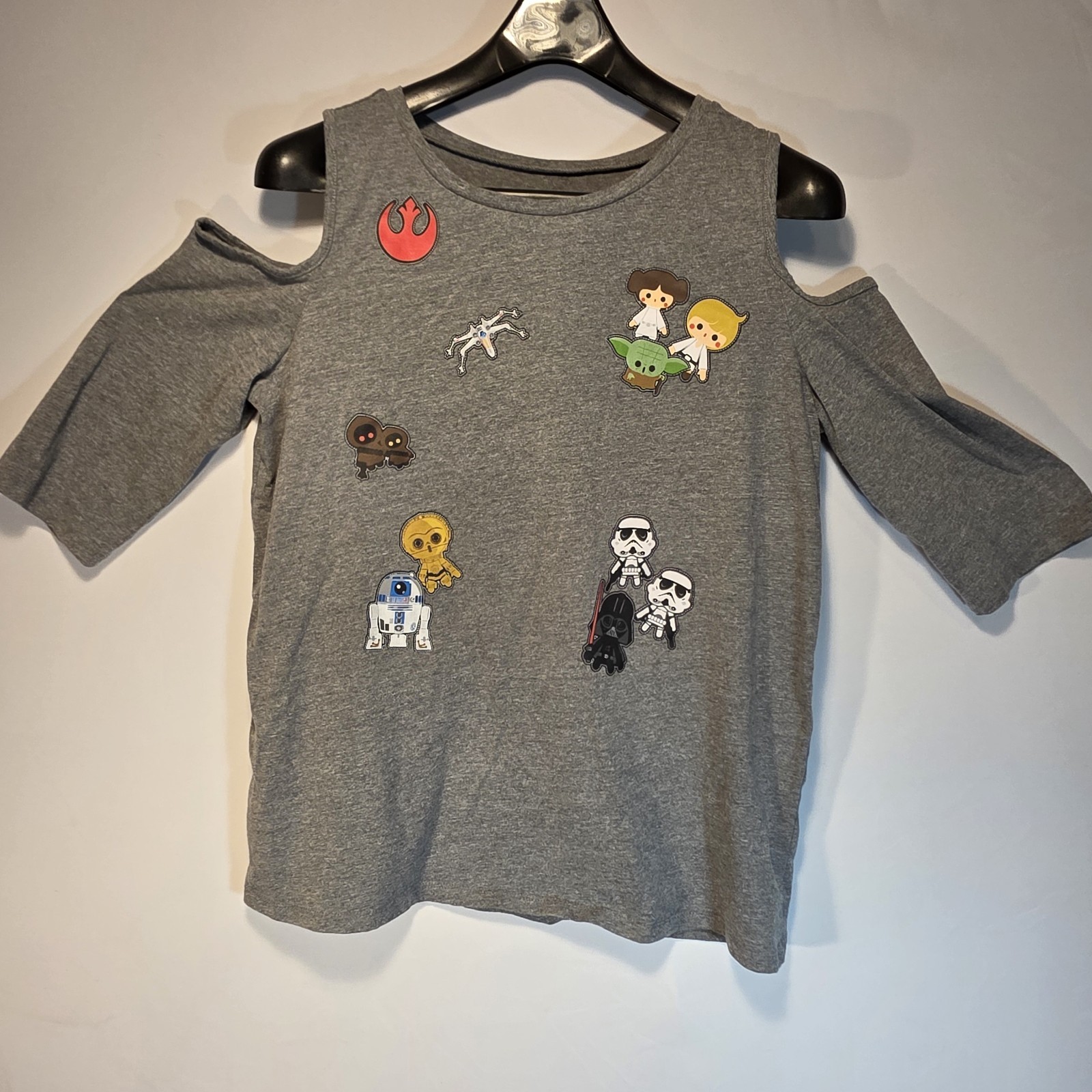 2 SHIRT BUNDLE!! Star Wars Cold Shoulder XXL AND Star Wars ¾ Sleeve Shirt 2X gallery