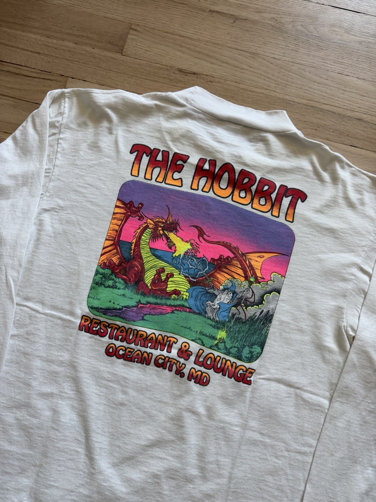 VINTAGE 1990s Hobbit Restaurant Gandalf Dragon Long Sleeve Mock Neck Fantasy Art gallery