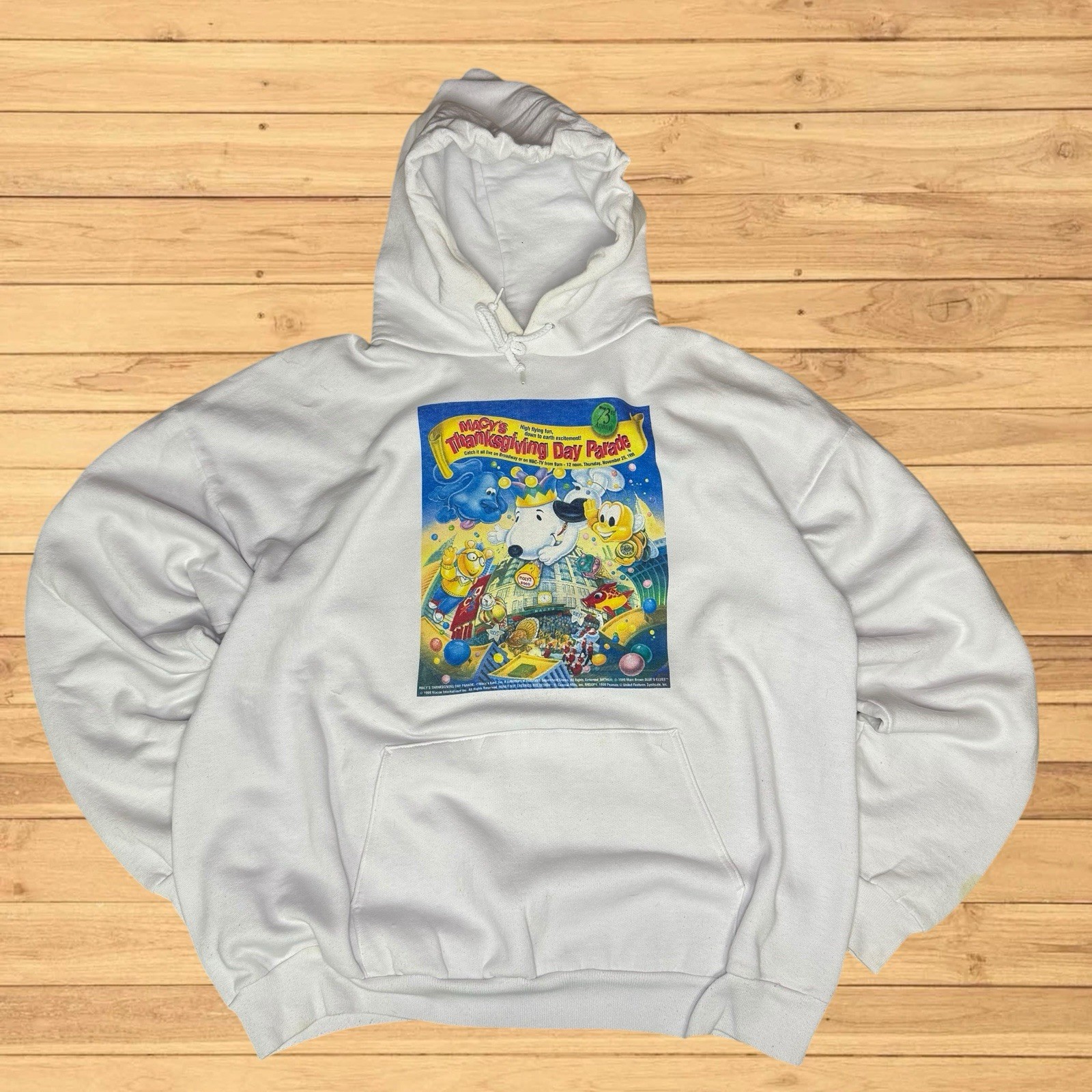Vintage Macy's Thanksgiving Day Parade Snoopy Blues Clues Arthur sweatshirt gallery