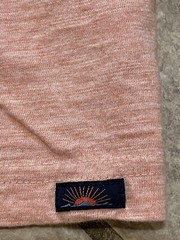 Men’s Faherty Pocket T-Shirt Size Medium Peach