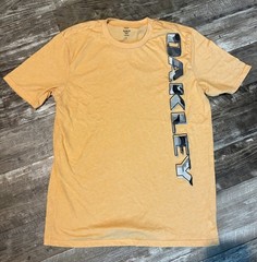 Oakley Buckle Light Orange Logo Shirt Men’s Size Large. EUC!