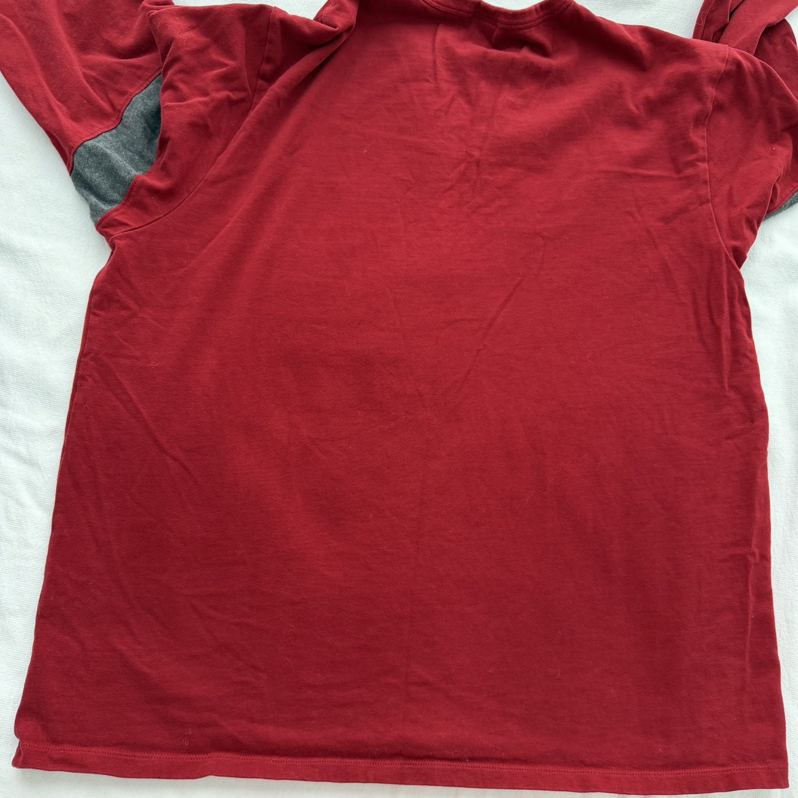 Gap Men's Red Gray Long Sleeve Crew Neck T-Shirt XL Cotton Contrasting Trim gallery