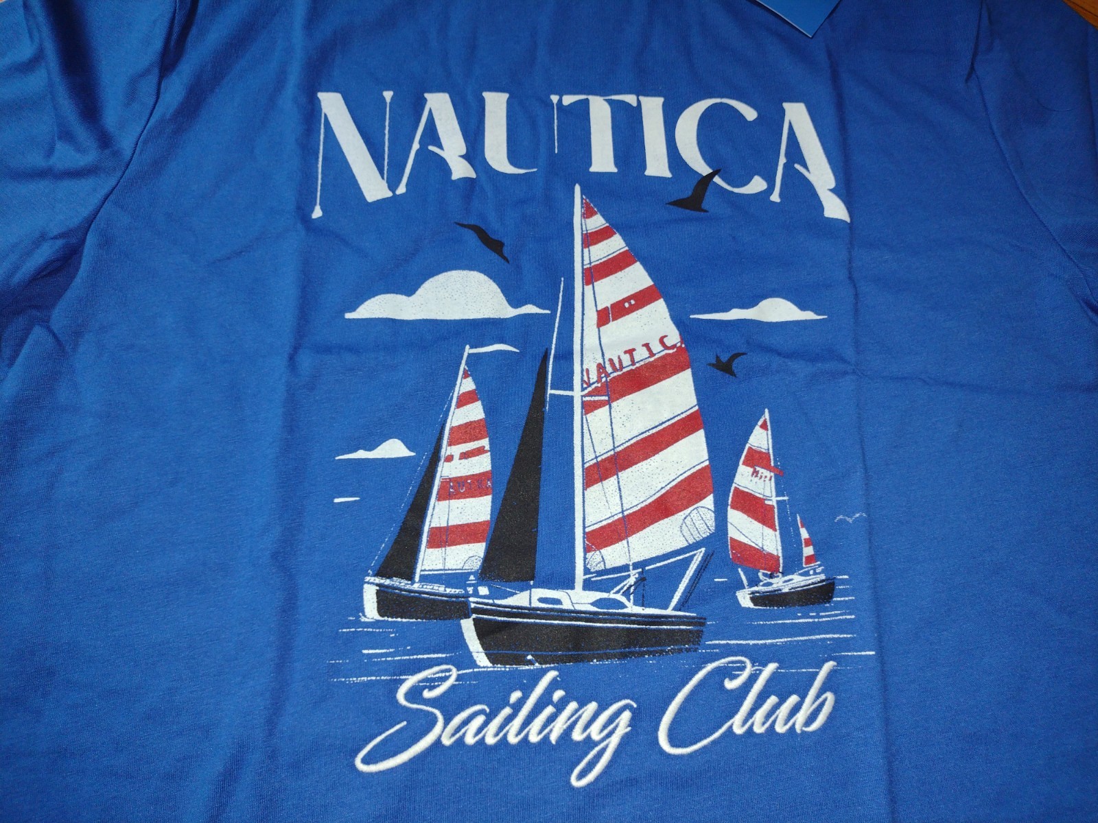 NWT, $35. MSRP, Mens Nautica Cotton Blend Graphic T-Shirt, Blue gallery