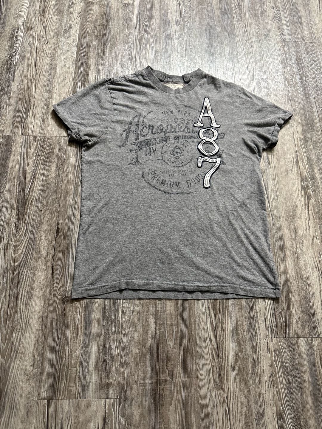 Aeropostale A87 NY Premium Goods Graphic T-Shirt Gray Large gallery