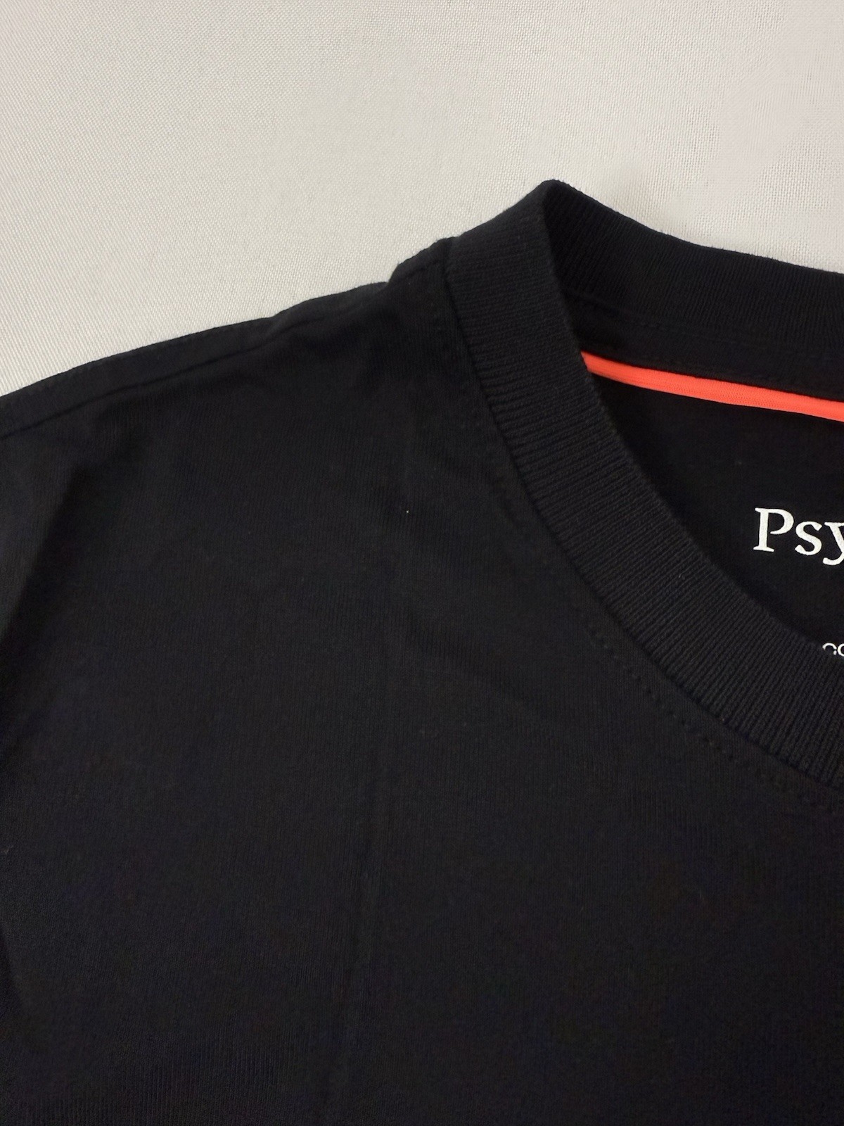 Psycho Bunny Apple Valley Black Red Embroidered T-Shirt Mens Size 5 Medium gallery