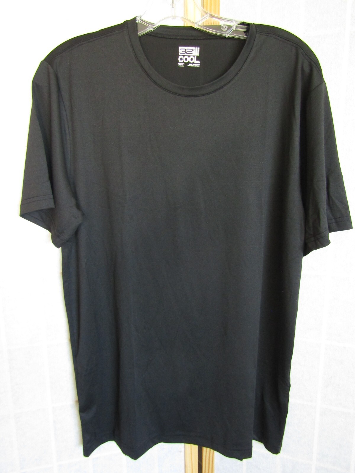NWT 32 Degrees Cool Black Short Sleeve Polyester Blend T-Shirt Men’s Size L