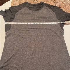 Lululemon Men’s Gray Tee See Measurement