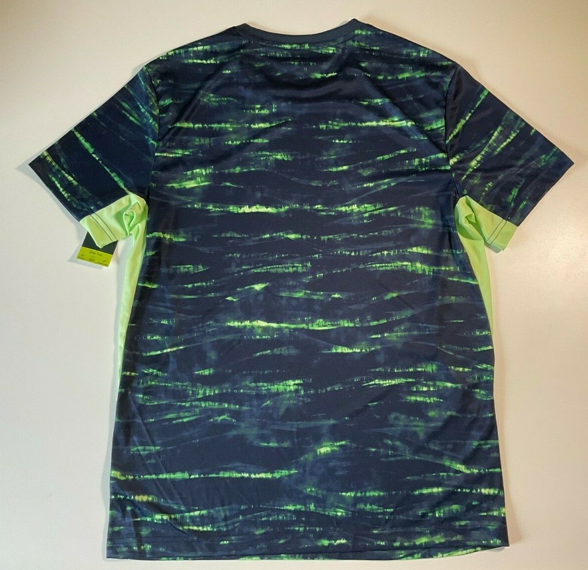 Tek Gear Men's Wiking Dry Tek Blue/Green Polyester Stretchable Shirt NWT gallery