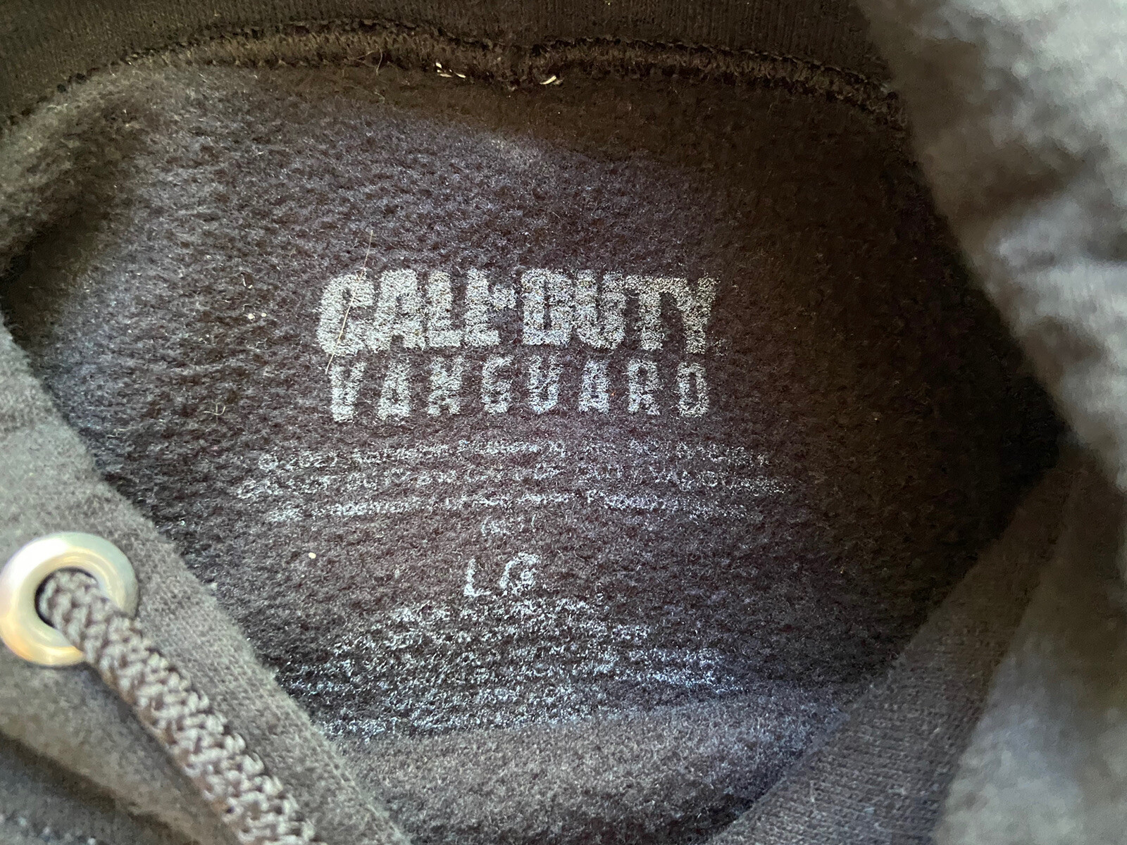 Call of Duty Vanguard Hoodie Sweatshirt Double Sided COD Big N Bad Wolf Mens L gallery
