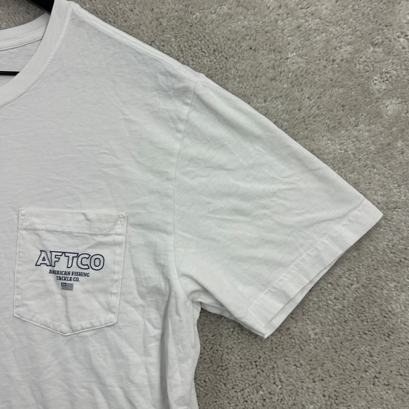 AFTCO T Shirt Adult Size Medium White Short Sleeve Pocket Graphic Logo Fishing gallery