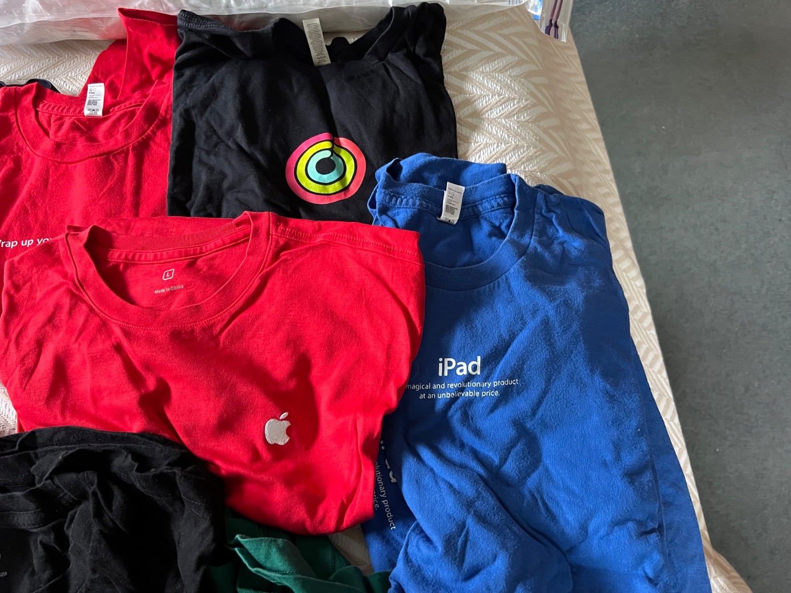 Apple Retail Shirts (various) gallery