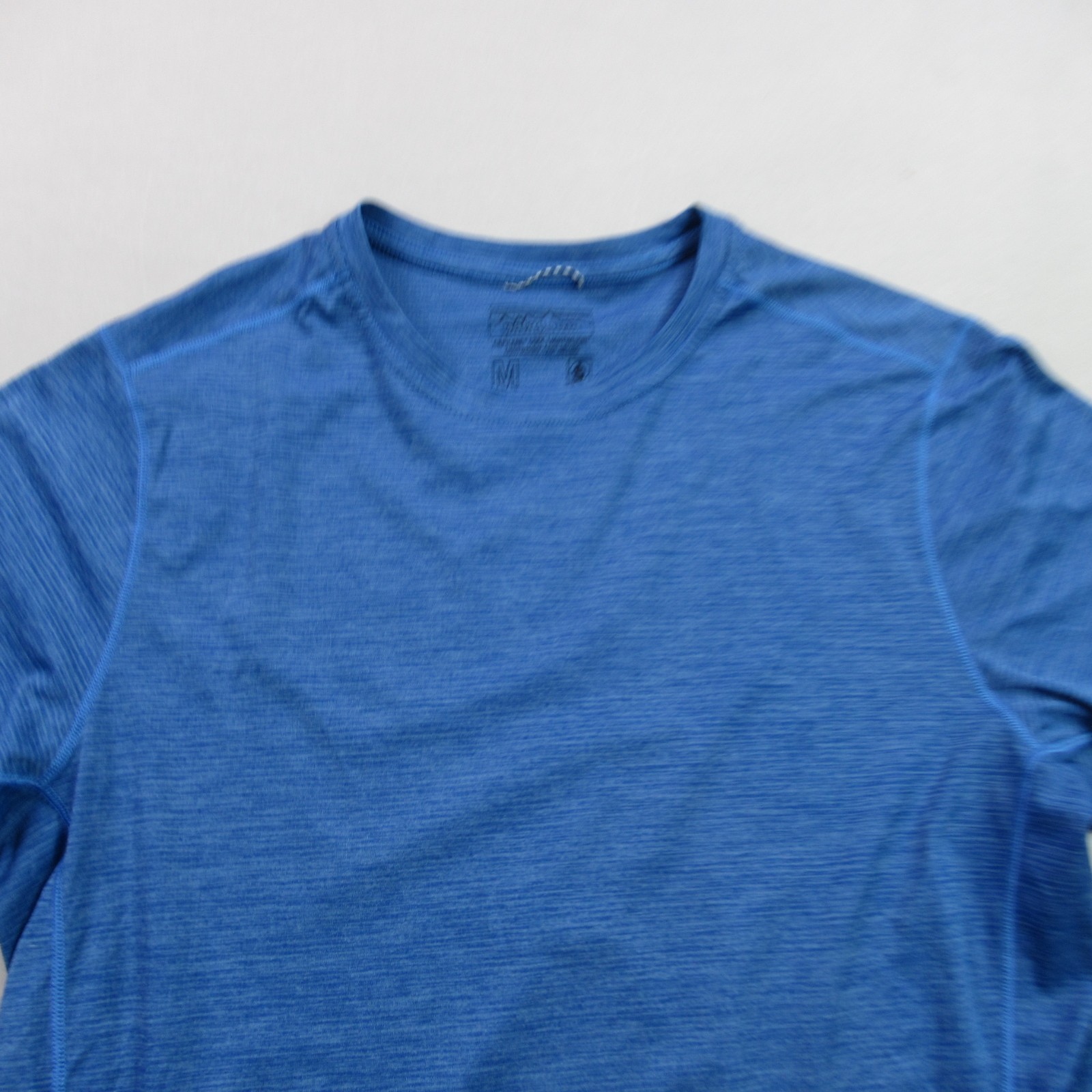 Patagonia Shirt Mens Medium Short Sleeve Blue Crew Neck Casual Outdoors gallery