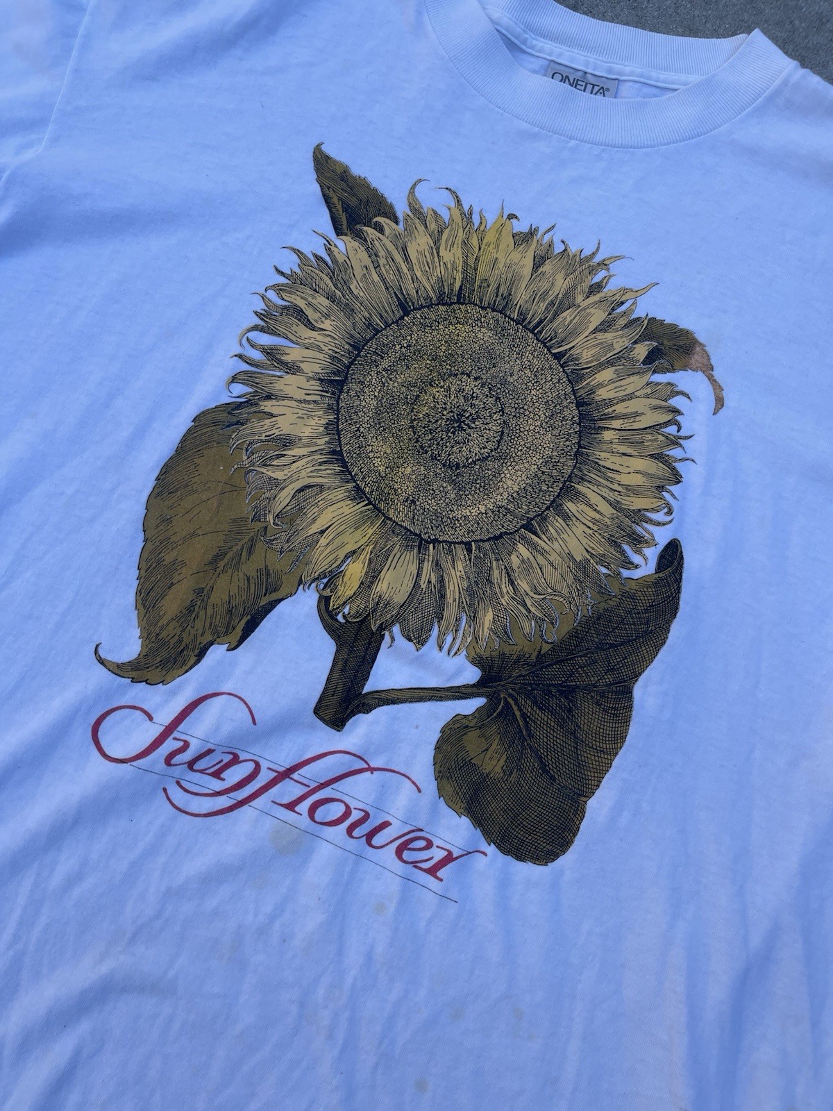 Vintage 90s Sunflower Wildlife Nature Art Graphic White T Shirt Size XL gallery