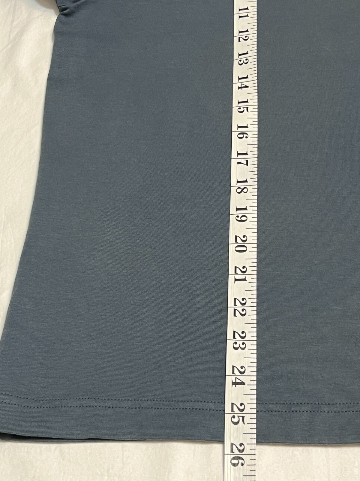 Uniqlo U AIRism Tee Mens M Blue Gray Boxy Relaxed Crew Neck Shirt gallery