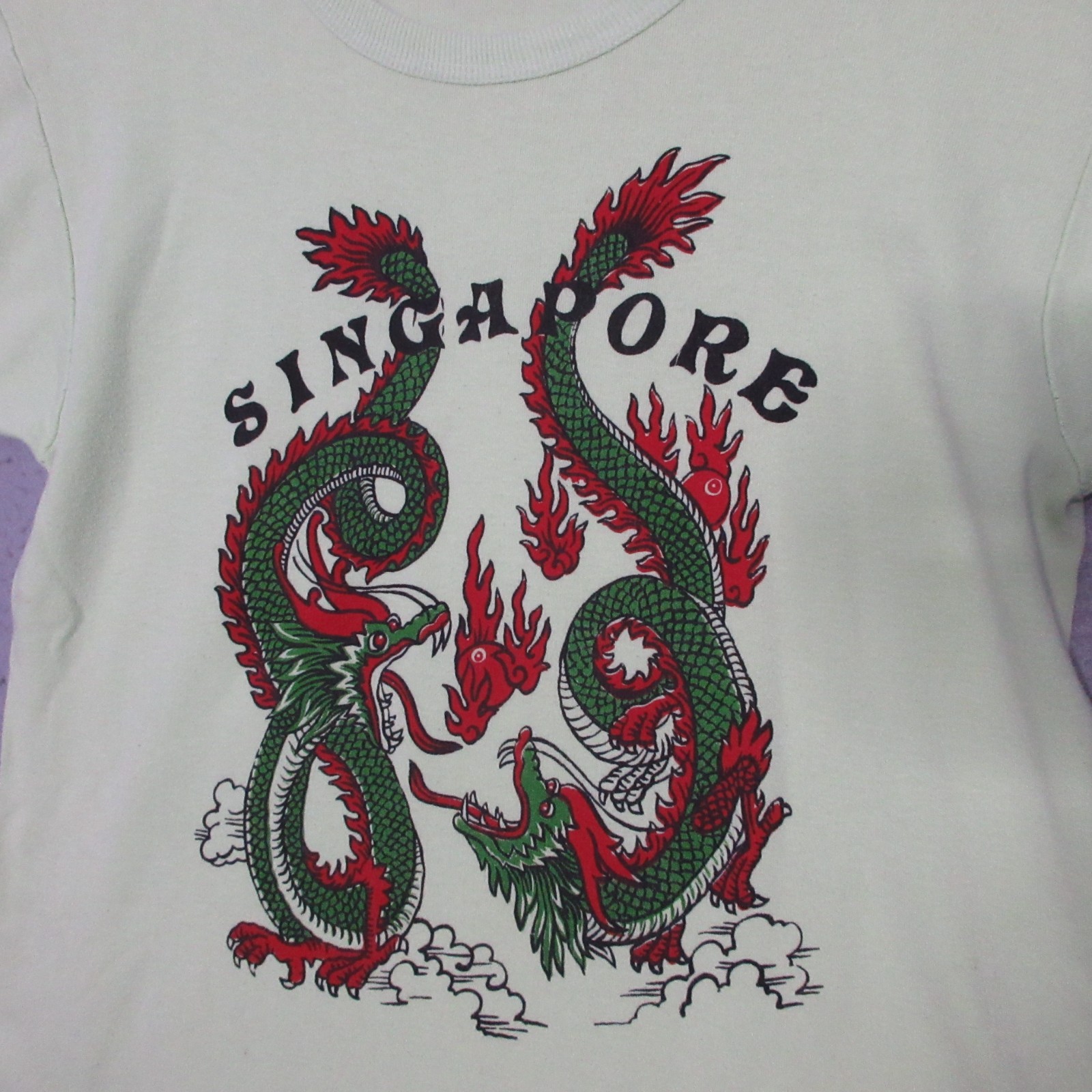Vintage Golden Wheel Souvenir Shirt 34 Green Singapore Dragon Ying Yang 60s 70s gallery