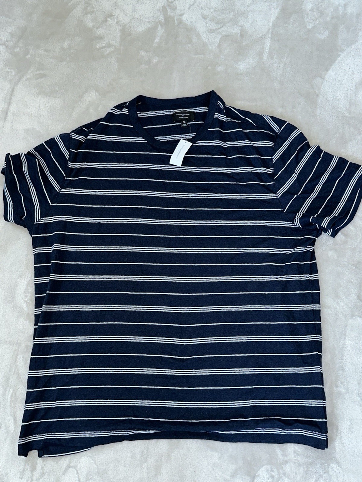 Banana Republic Men’s Linen Blend T-Shirt Short Sleeve Blue Size XL *BRAND NEW*