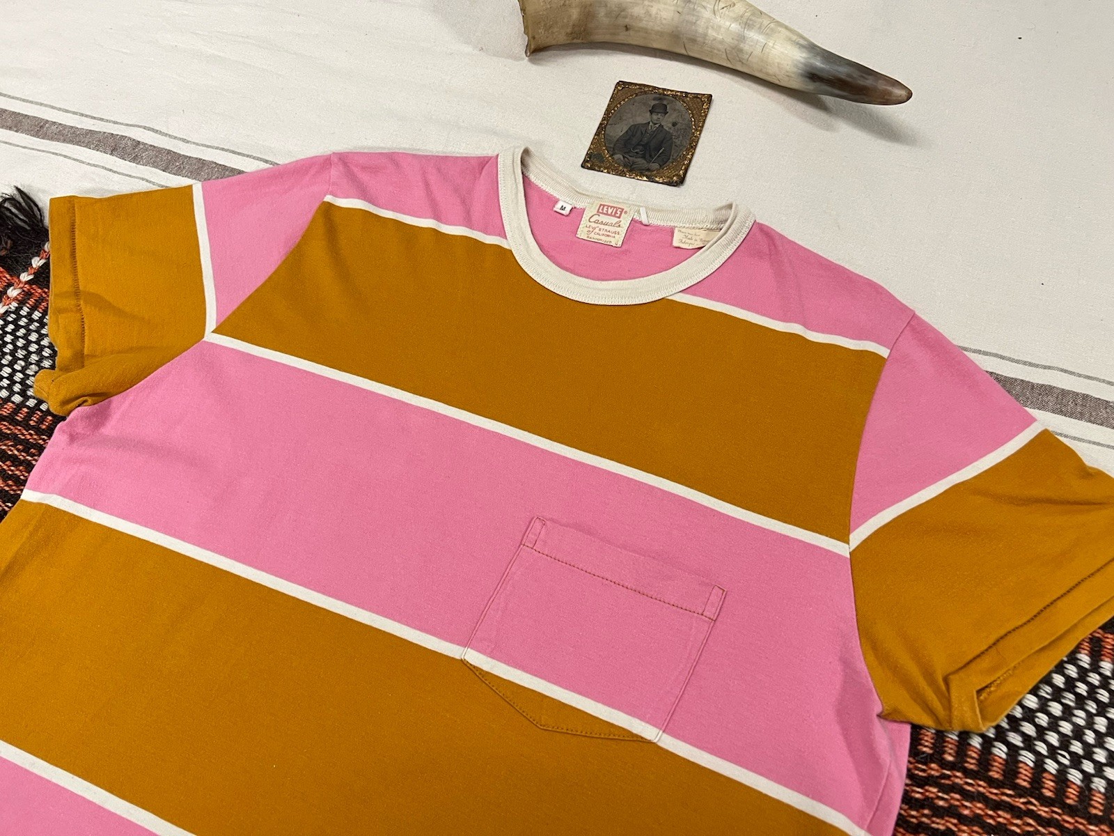 LVC T-Shirt M Levi's Vintage Clothing 60s Casuals Ringer Fat Stripe Pink Tan 40" gallery