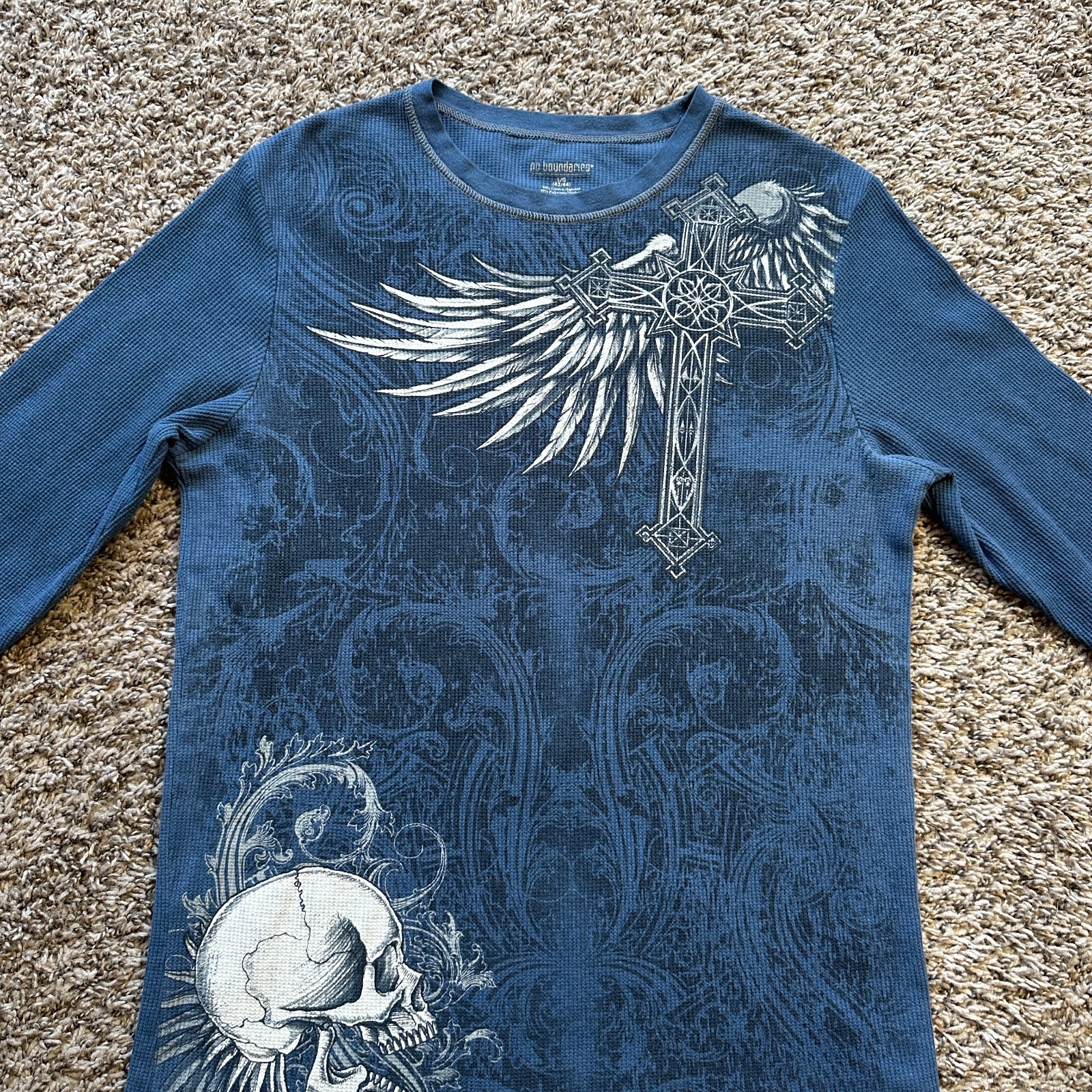 Vintage No Boundaries Thermal Shirt Size L Blue Y2K Skull Cross Wings Cyber Punk gallery