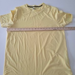 VRST Tech Performance Tee Mens Medium Bright Yellow Short Sleeve T-Shirt