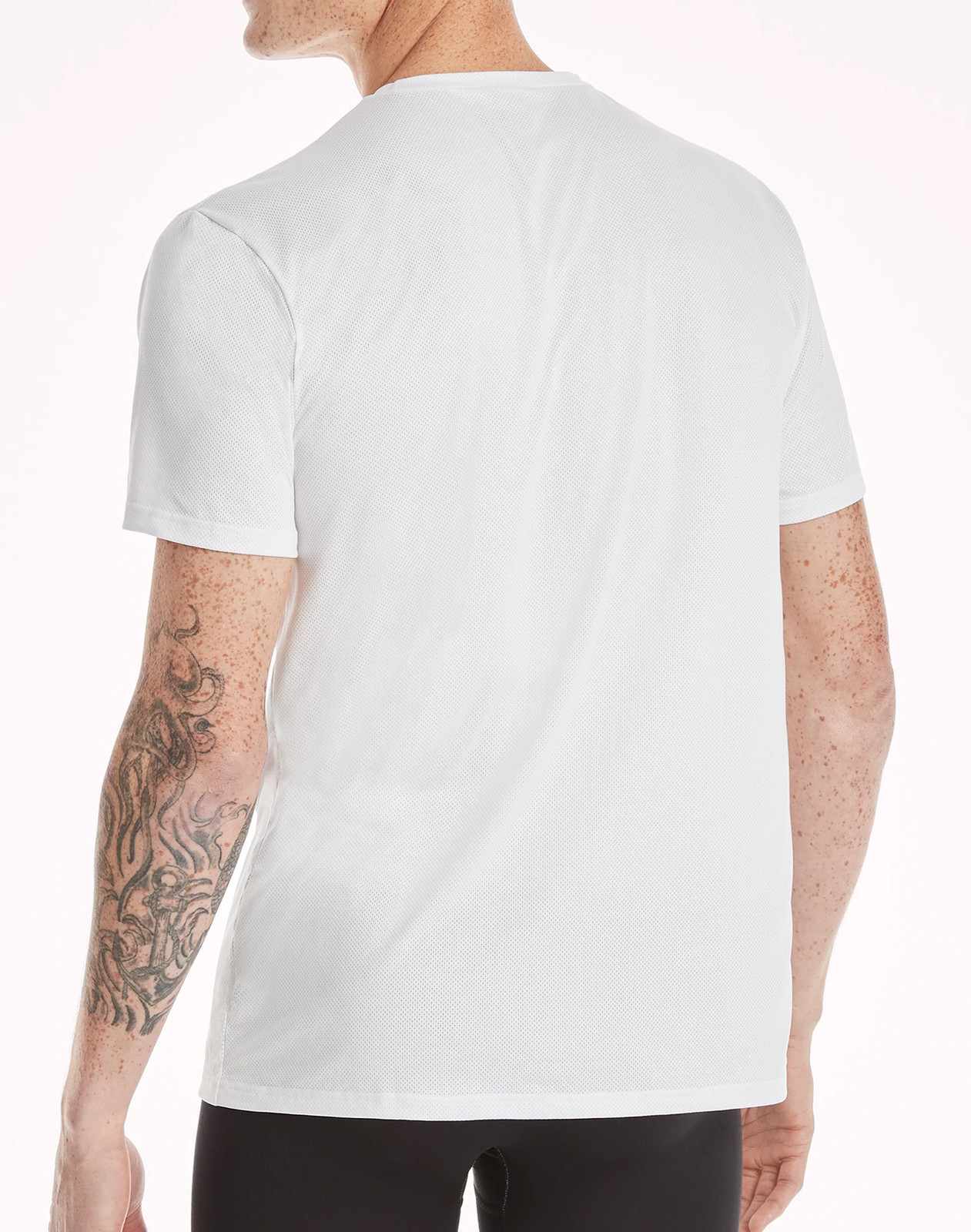 Hanes V-Neck Undershirt 4-Pack T-Shirt Short Sleeve Ultimate Men's X-Temp Mesh gallery