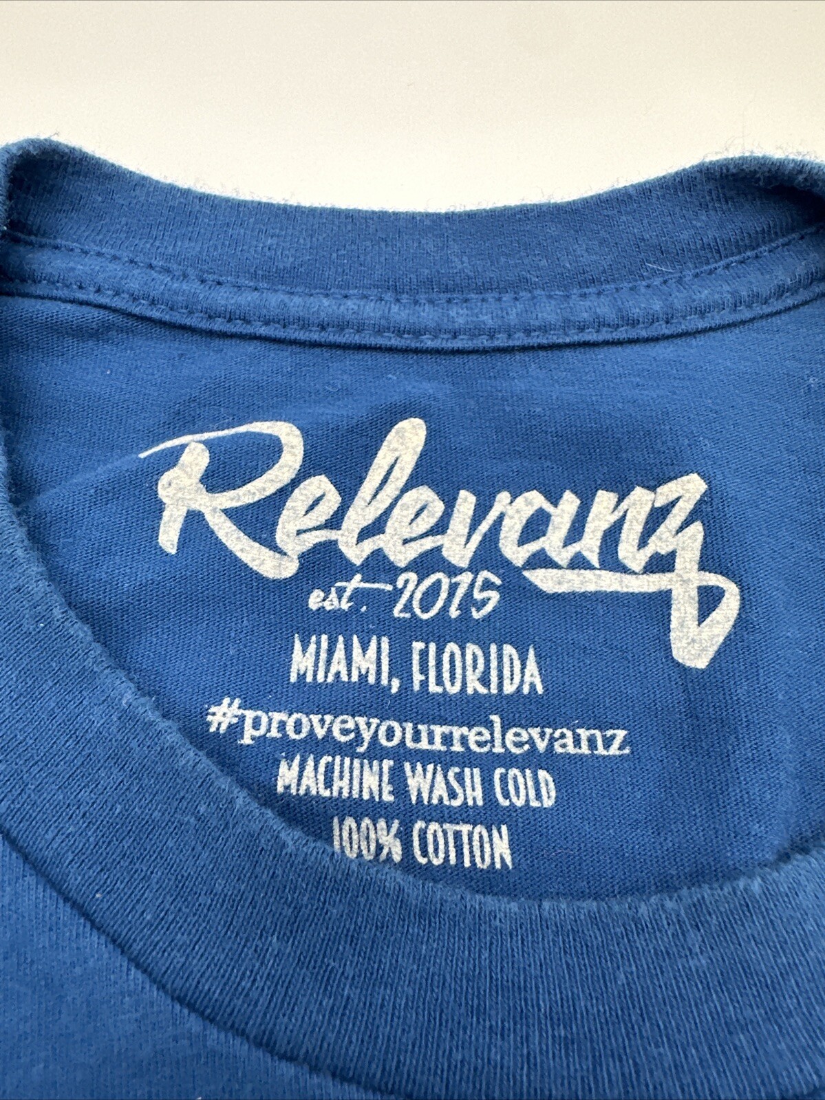 Relevanz T-Shirt Men Small Blue Spell Out Logo..#12640 gallery