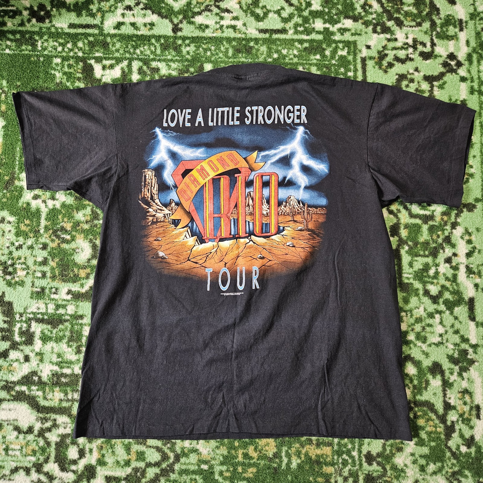 Vintage Diamond Band Tour Shirt Size XL 1994 Rio Love A Little Stronger Music T gallery