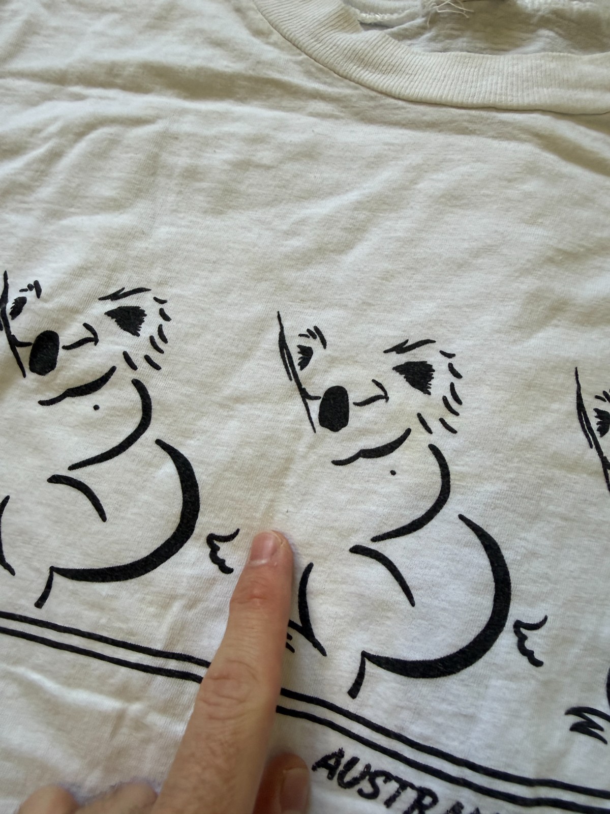Vintage 90s Australia Koala Bear White Graphic Nature T Shirt Tee S - Flaws gallery