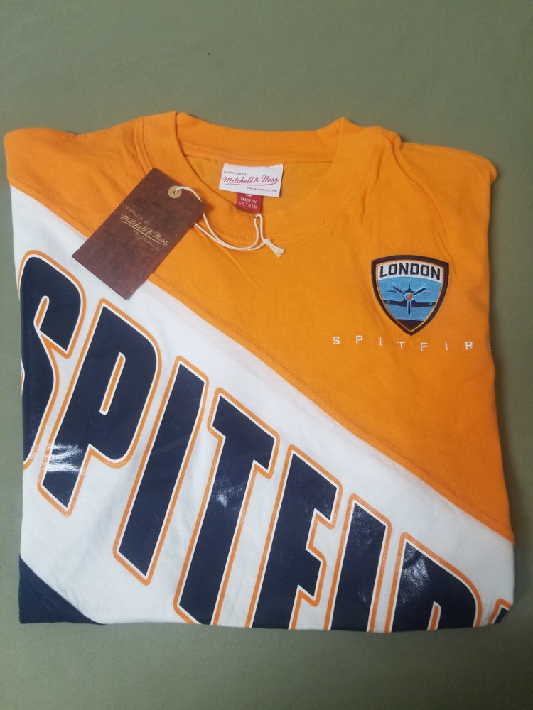 New Mitchell & Ness Mens London Spitfire Overwatch League Play By Play T-Shirt.
