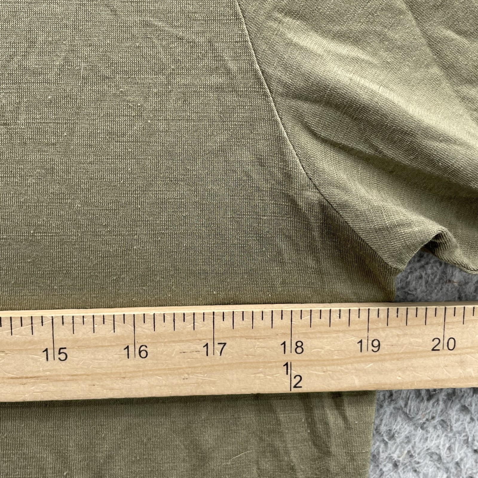 Fjallraven T-Shirt Men Medium Green Outdoor Minimalist Gorpcore Travel Cabin 90s gallery