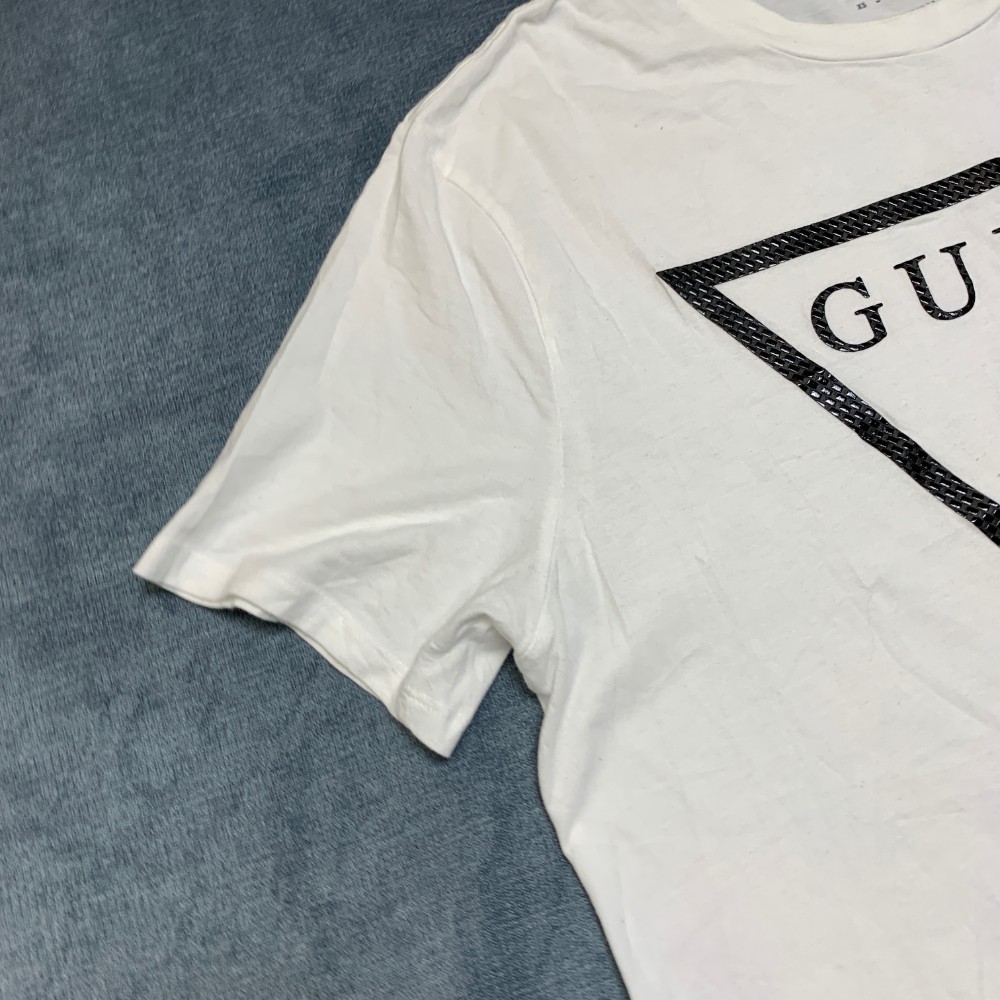 Guess T Shirt Mens Large White Graphic Spell Out Logo Crew Neck Short Sleeve gallery