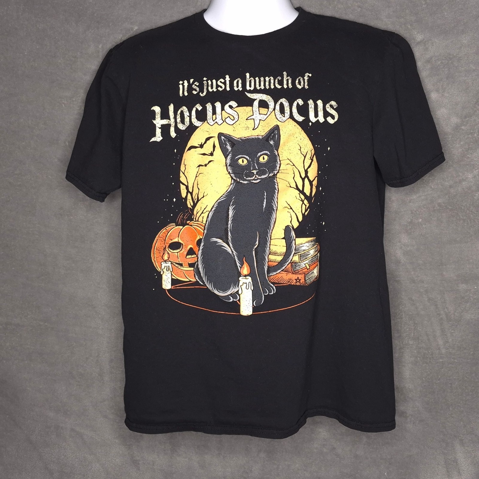 Its Just A Bunch Of Hocus Pocus T-Shirt L Halloween Cat Graphic Black gallery