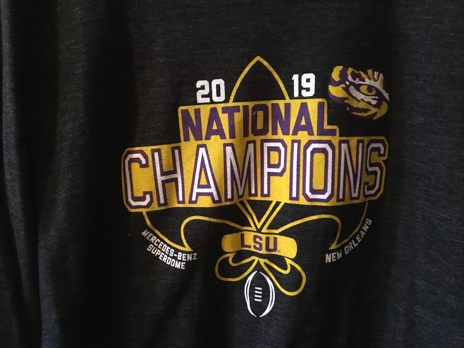 GORGEOUS BLUE 84 LSU TIGERS 2019 NATIONAL CHAMPIONS VERY DARK GRAY SHIRT LARGE gallery