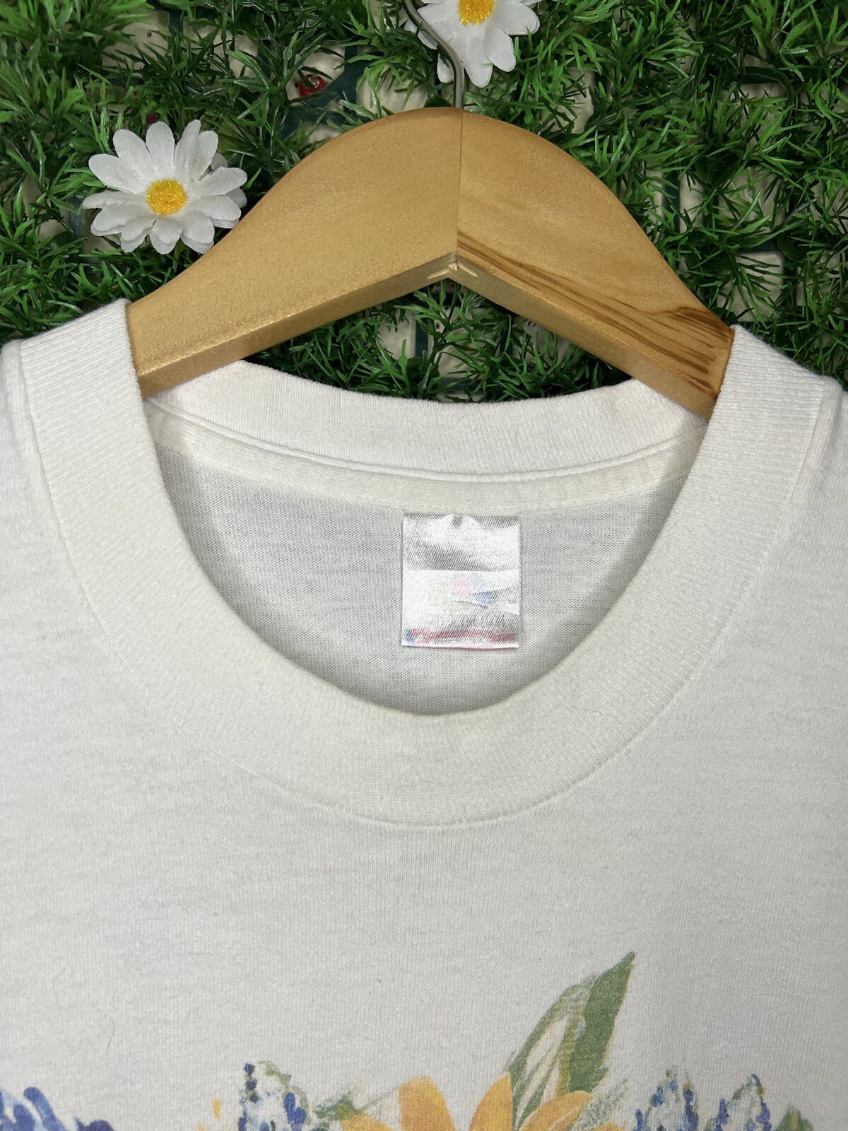 Vintage 1996 Sunflowers Outdoor Nature Art T-Shirt Large White USA Made FOTL SEE gallery