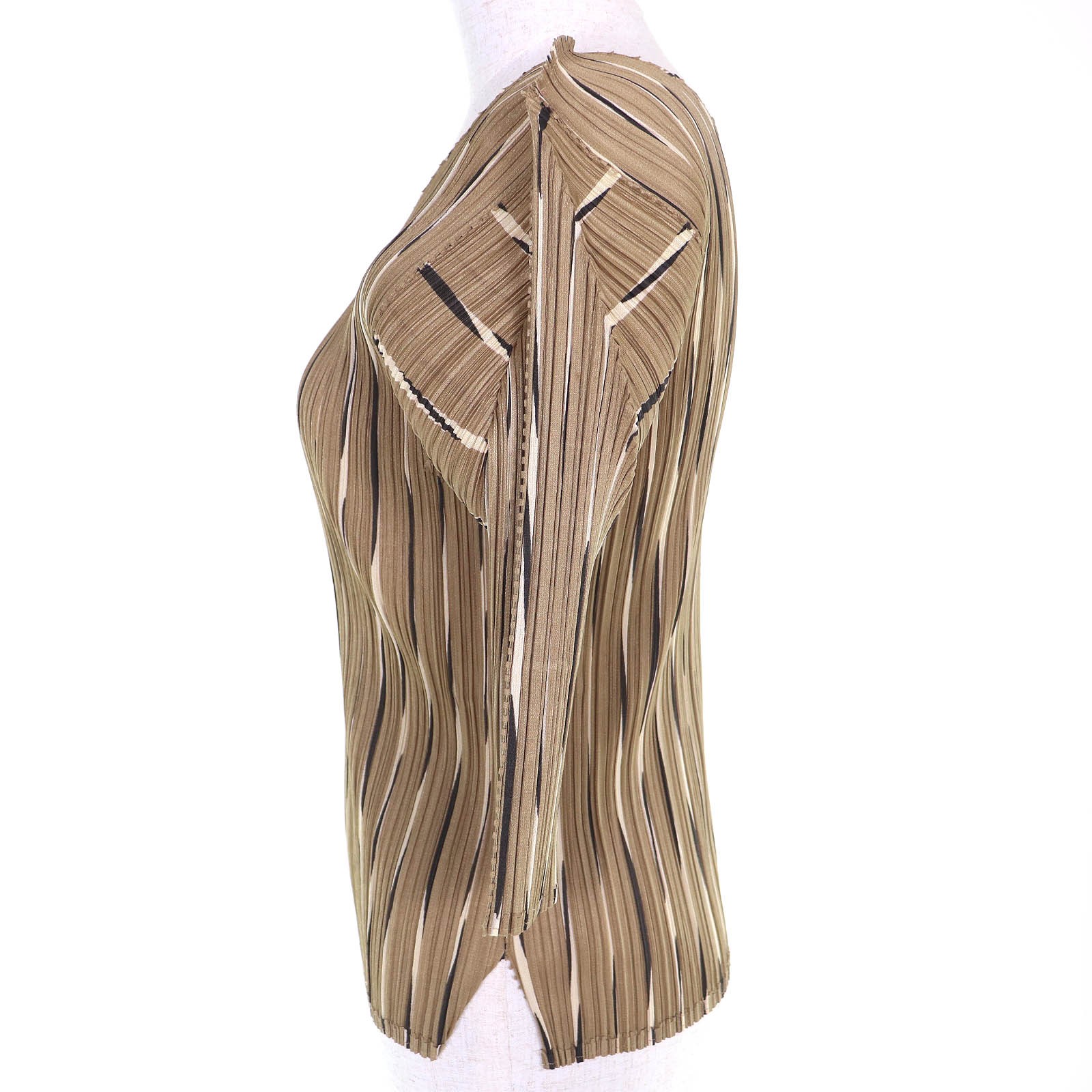 Issey Miyake PLEATS PLEASE All-over print Polyester T-shirt - DUTY FREE gallery