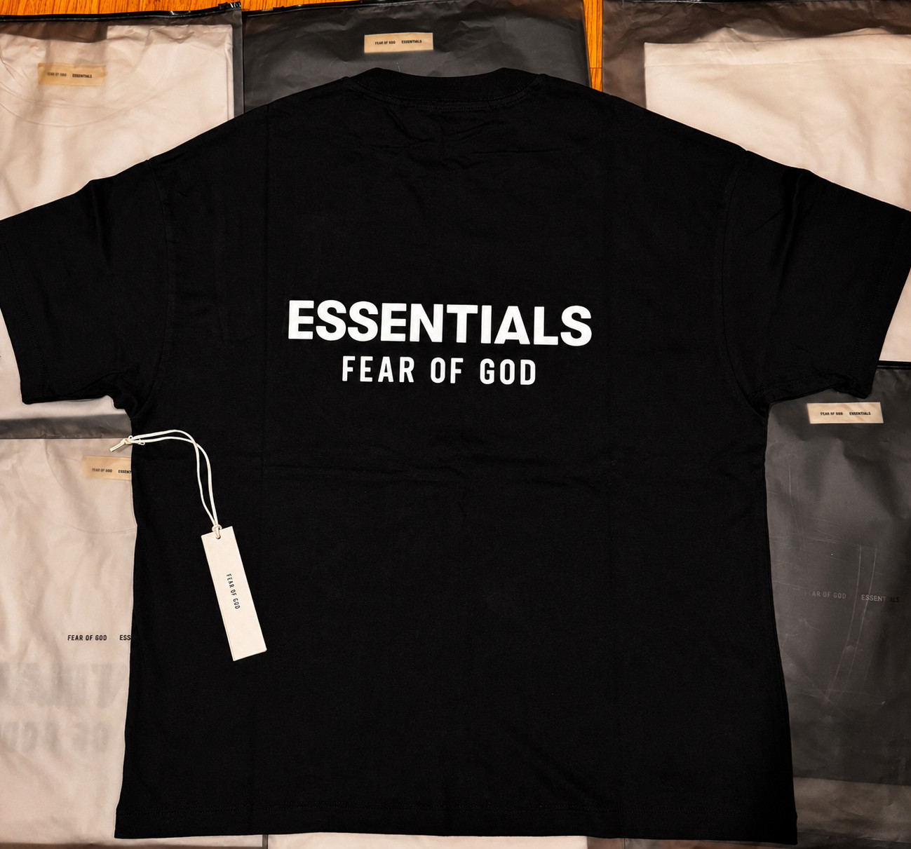Essentials Fear of God T-Shirt Black 2025 Logo Tee Oversized S-XL New gallery