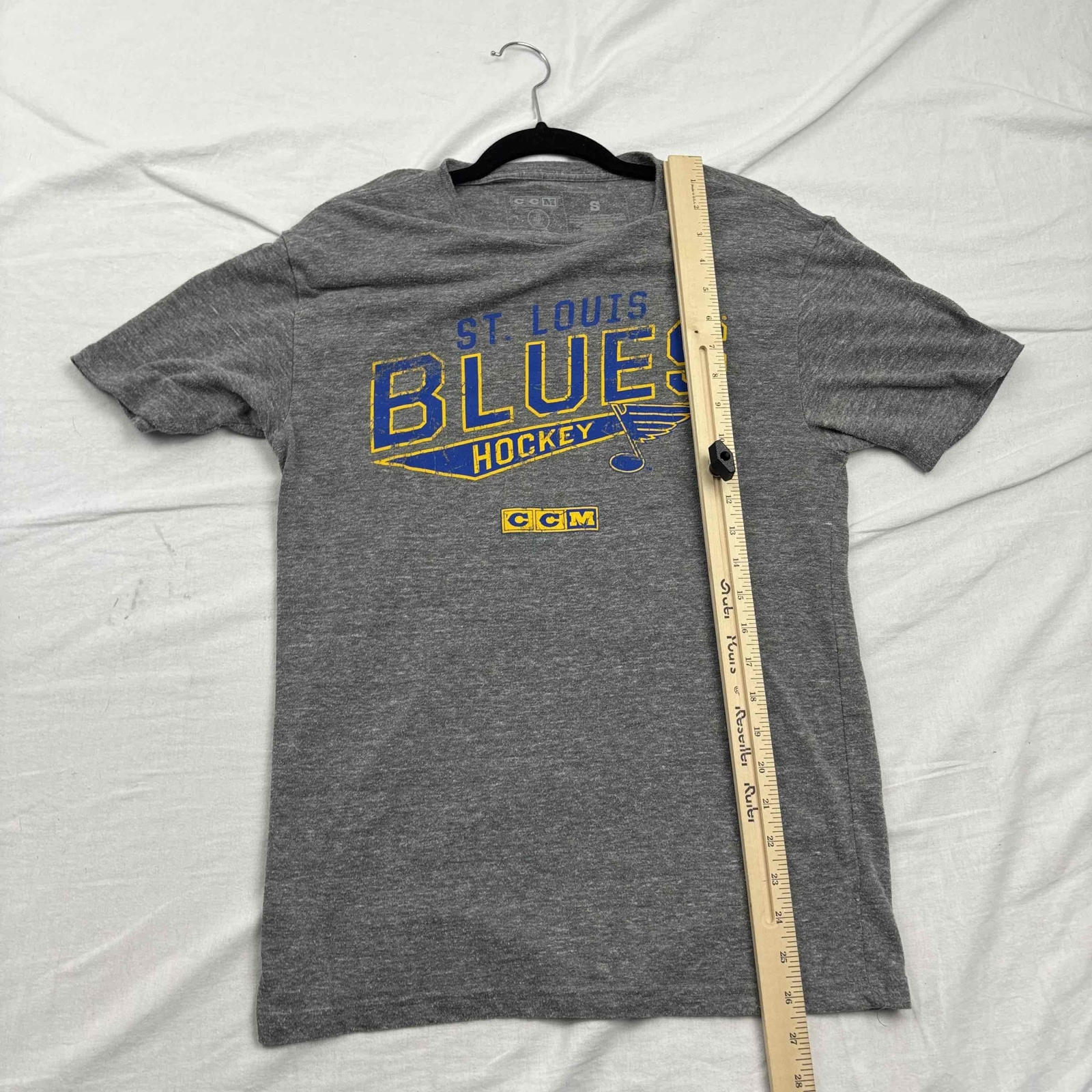 CCM St Louis Blues Hockey T Shirt Grey Short Sleeve Graphic Print Small gallery