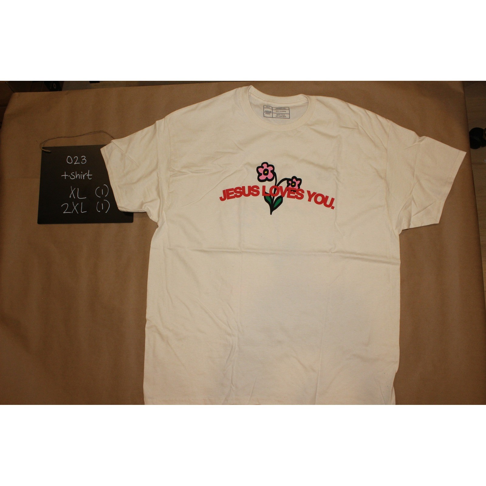 Jesus Loves You Mens Cream Graphic T-Shirt Through My Pain Comfort XL 2XL gallery