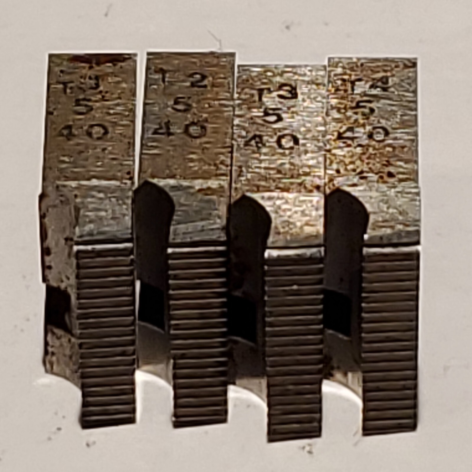 Chaser #5 x 40 Thread Size. D 5/16 Holder Size. 